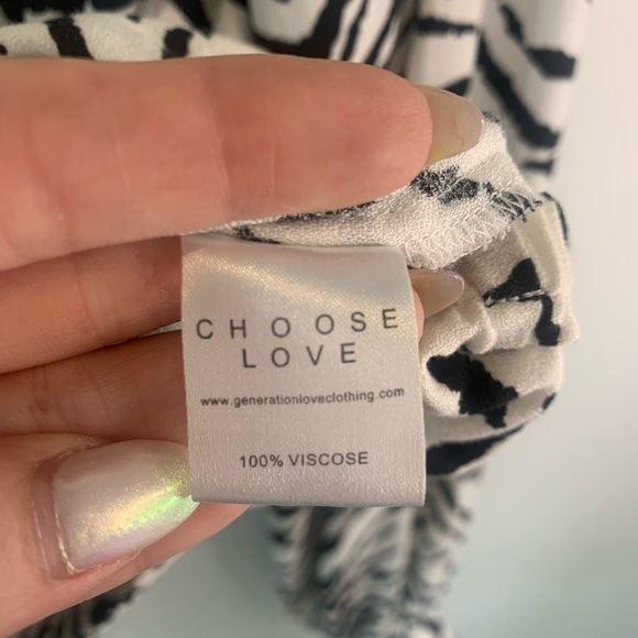 Generation Love Zebra Print V-Neck Blouse - Picture 10 of 12